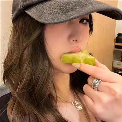 鱿鱼游戏 海报